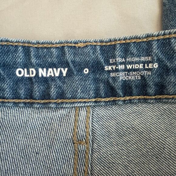 Old Navy Light Blue, Braided Sides Detailed, Extra High Rise, Wide Leg Jeans- 0 - Picture 3 of 9